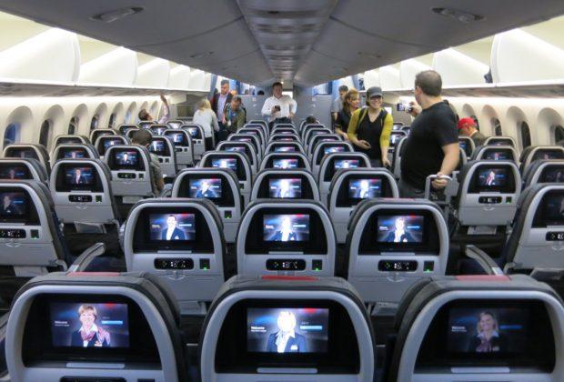 American Airlines Reminds Flight Attendants Not To Provide Better Service To Coach Passengers