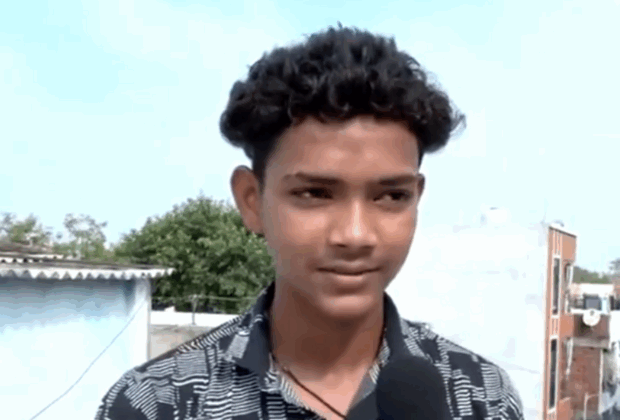 Teen behind Air India crash viral video thought plane ‘was going to land’ | Latest News India